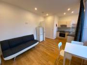 1 bed 1st Floor Flat to rent in Edinburgh City Of...