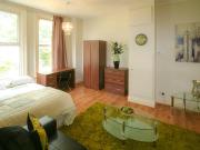 1 bed 1st Floor Flat to rent in Leeds West Yorkshire,...