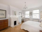 1 bed 1st Floor Flat to rent in London Kensington And...