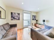 1 bed 1st Floor Flat to rent in London Tower Hamlets,...