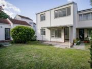 1 Bed Apartment in Bergvliet To Let