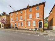 1 Bed, Apartment, Russell Street, Berkshire, RG1...