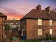 1 bed Apartment To Let