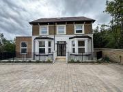 1 Bed Flat, Anerley Hill, SE19