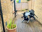 1 Bed Flat, Belleville Road, SW11
