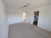 1 Bed Flat, Bream Close, N17