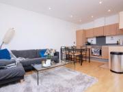 1 Bed Flat, Bromyard Avenue, W3
