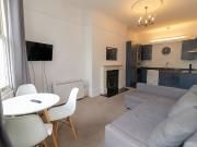 1 Bed Flat, Brunswick Place, BN3