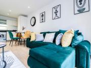 1 Bed Flat Canary Wharf Has an Apartment