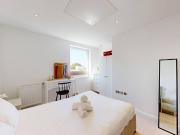 1 Bed Flat, Commerell Street, SE10