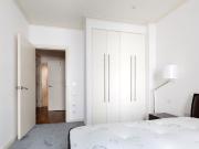 1 Bed Flat, Discovery Dock Apartments West, E14