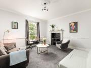 1 Bed Flat, Dover Place, BS8
