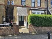 1 Bed Flat, Finsbury Park Road, N4