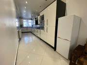 1 Bed Flat, Fleetwood Road, NW10