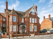 1 bed flat for sale