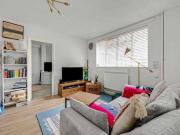1 bed flat for sale in Upper Richmond Road, SW15, London