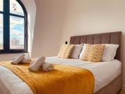 1 Bed Flat, Forest Road, E8