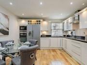 1 Bed Flat, Grosvenor Hill, W1K