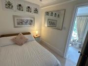 1 Bed Flat, Holland Park Nottinghill, W11