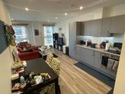 1 bed flat in zone 2/3, 2 min walk to tube