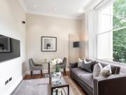1 Bed Flat, Kensington Gardens Square, W2