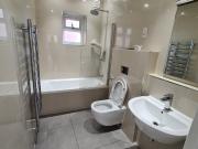 1 Bed Flat, Lower Addiscombe Road, CR0