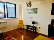 1 Bed Flat, Mann Island, L3