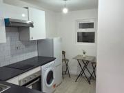 1 bed flat, near hospital, transport, all amenatie