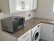 1 Bed Flat, Padstow House, E14