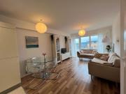 1 Bed Flat, Peebles Court, CR0