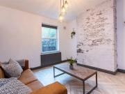 1 Bed Flat Self Contained September