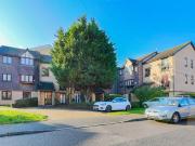 1 Bed Flat, Southerngate Way, SE14