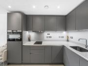 1 Bed Flat, St Georges Circus, SE1