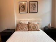 1 Bed Flat, The Headrow, LS1