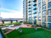 1 bed flat to let in Chatham in Chatham Waters, ME4