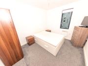 1 bed flat to let in Liverpool in The Gallery, L8