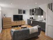 1 Bed Flat To Rent at Accommodation Rd, Golders Green
