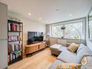 1 bed flat to rent in Lennox House, Ray Park Avenue,...