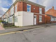 1 bed flat to rent in Raglan Road, Smethwick, B66 3ND