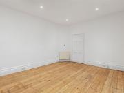 1 bed flat to rent in Upper Richmond Road West, East...