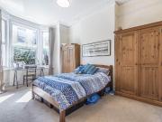 1 bed flat to rent in Werter Road, Putney SW15 | James...