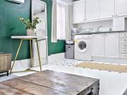 1 Bed Flat, Upper Berkeley Street, W1H