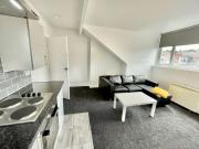 1 Bed Flat, Victoria Park Avenue, LS13