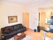 1 Bed Flat, Wallfield Place, AB25