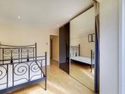1 bed flat with 2 parking spaces