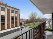 1 Bed Flat with Study + Balcony – 1 Min to Station