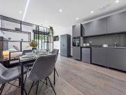 1 Bed Flat, Woodstock Road, NW11