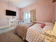 1 bed house for sale