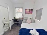 1 bed house, Salford