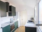 4 bed Mid Terraced House to rent in Lincoln...